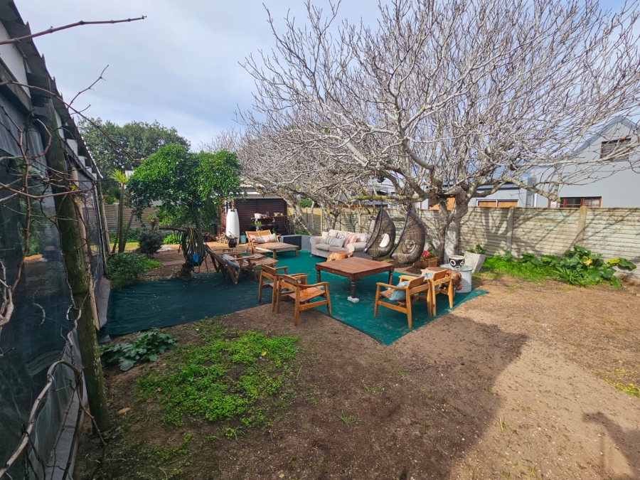 3 Bedroom Property for Sale in Stilbaai Wes Western Cape